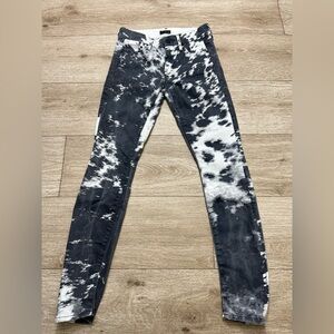 MOTHER Black and White Skinny Jeans The Looker size 25x28